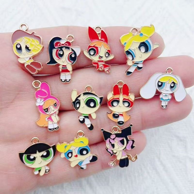 Gaming Accessories Gifts - 10pcs Alloy Oil-Dripping Cartoon Girl Pendant,