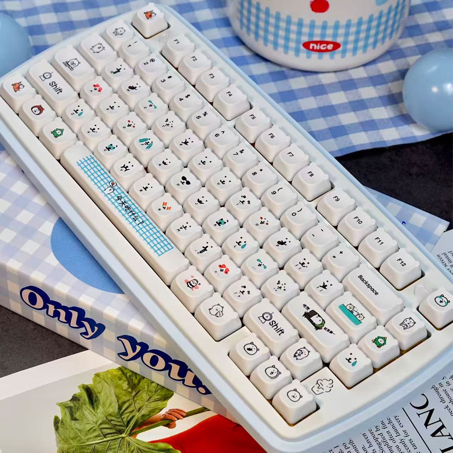 Kawaii Cartoon Joke Bear PBT K - Gaming Accessories In Japan 评论和价格